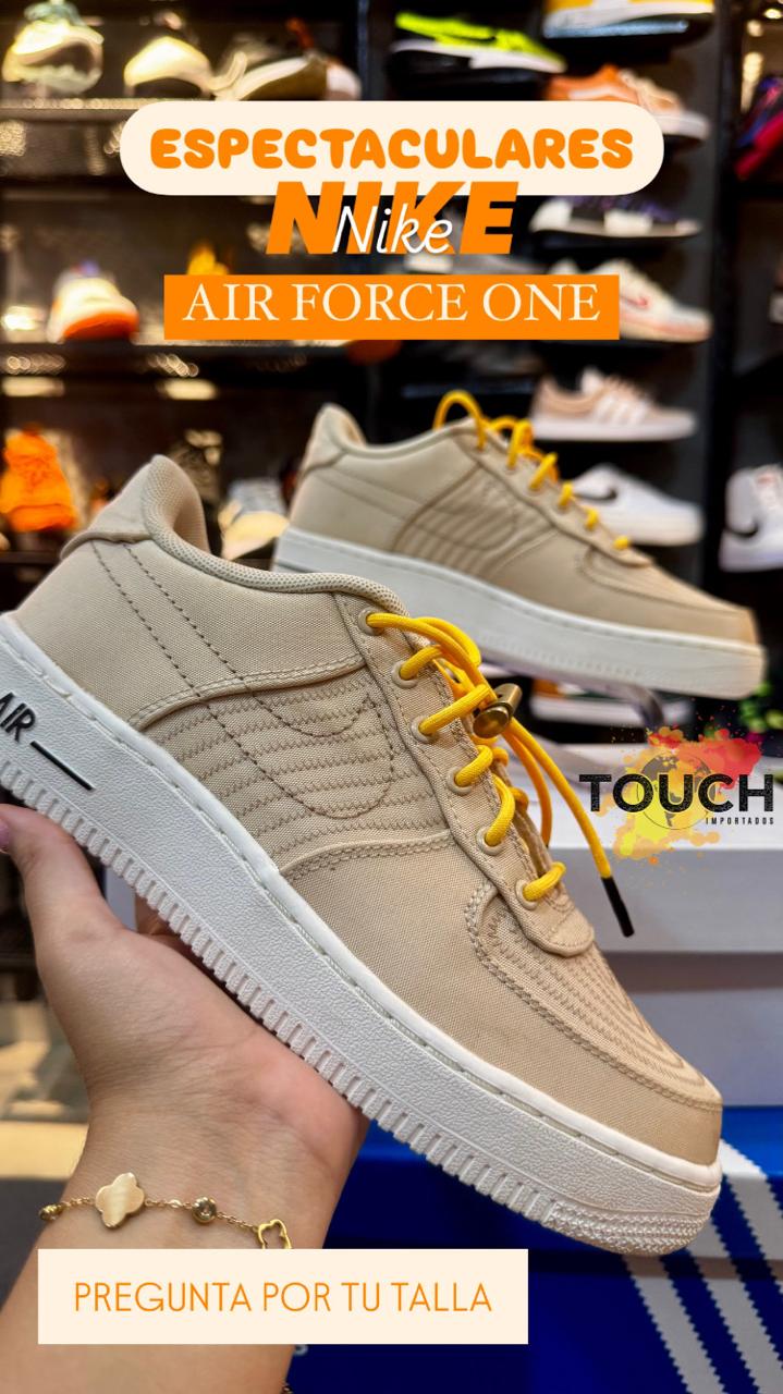 NIKE AIR FORCE 1 LV8 (10061)