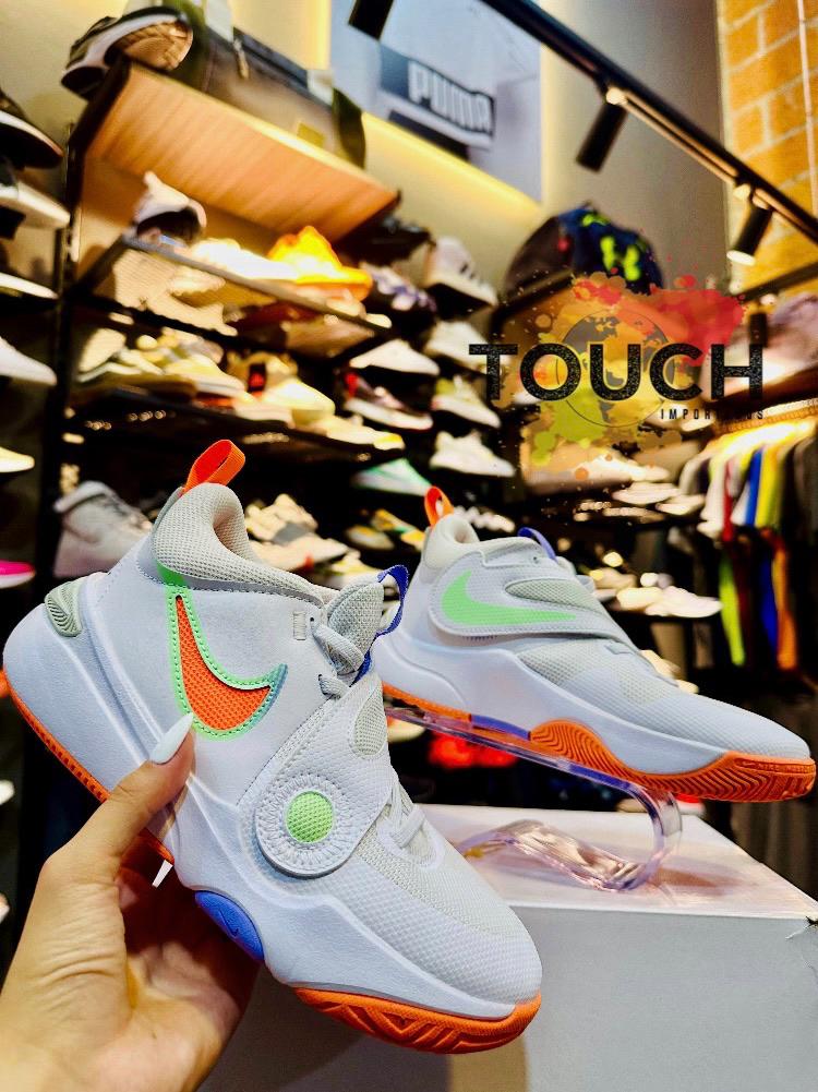 NIKE TEAM HUSTLE D11 (16103)