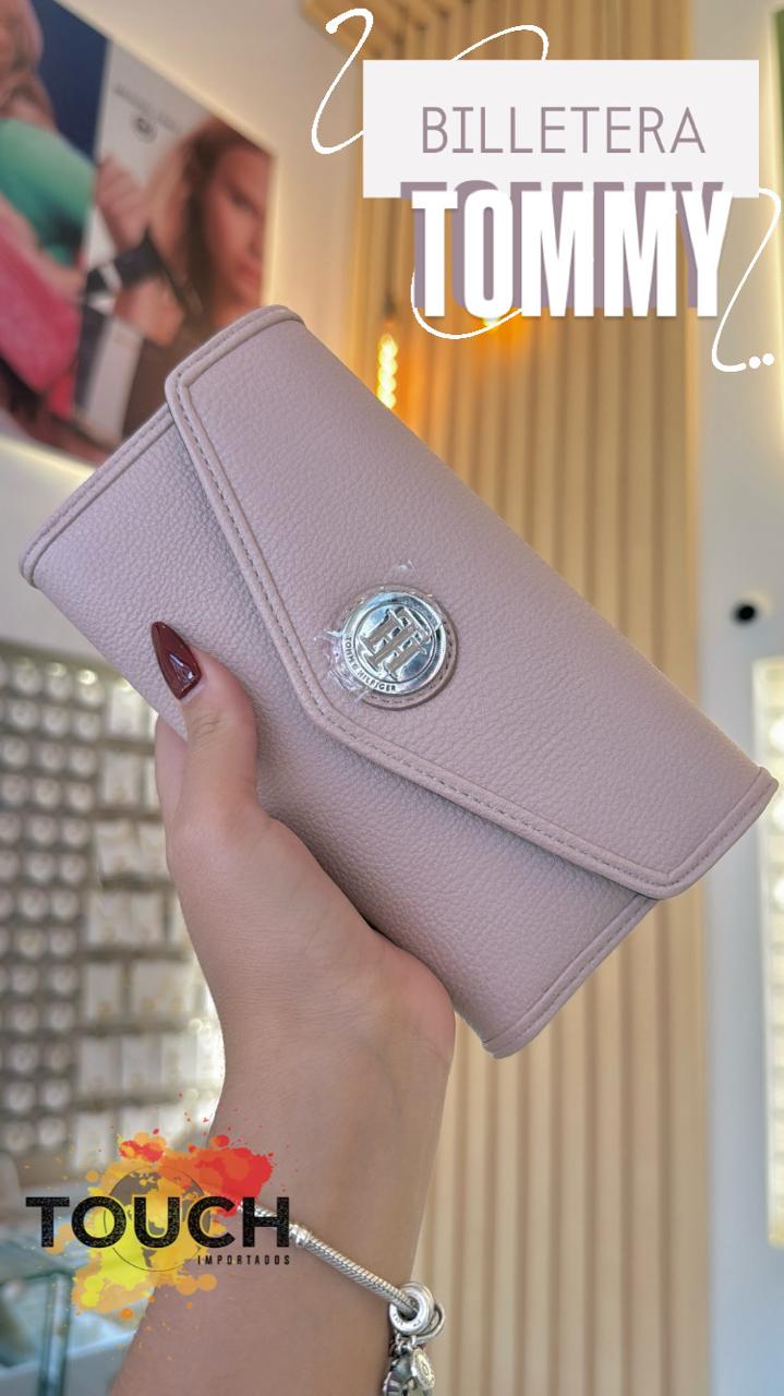 BILLETERA TOMMY