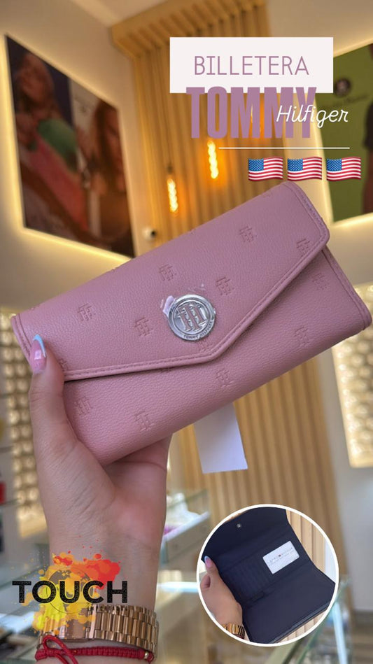 BILLETERA TOMMY