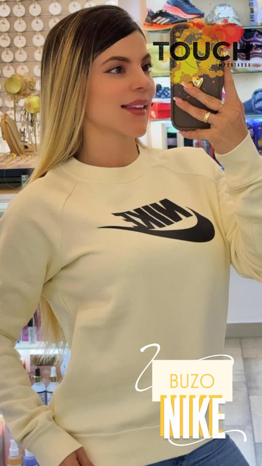 BUZO NIKE