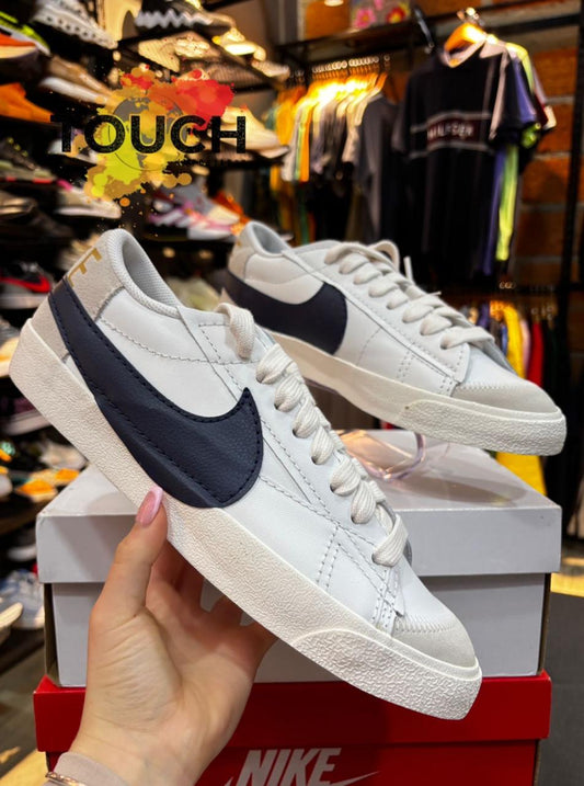 NIKE BLAZER LOW 77 JUMBO (17229)