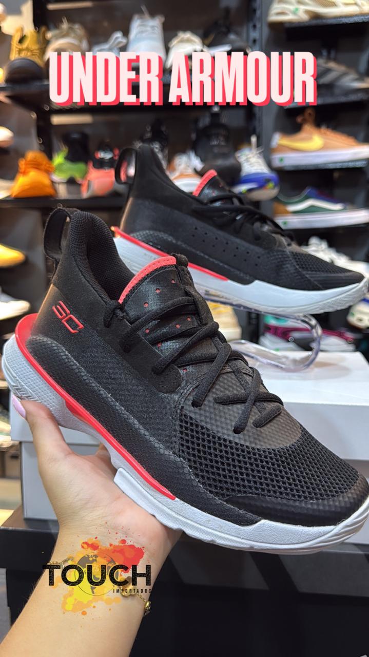 UNDER ARMOUR CURRY 7 (7685)